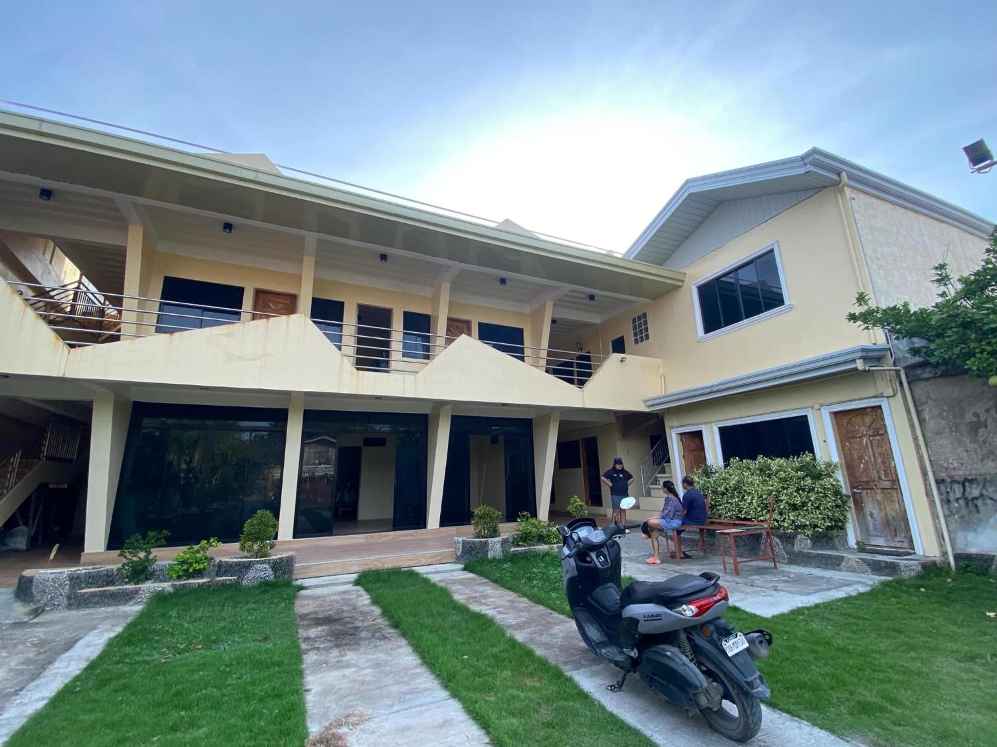 Laguno Hostel And Guest House Moalboal Εξωτερικό φωτογραφία